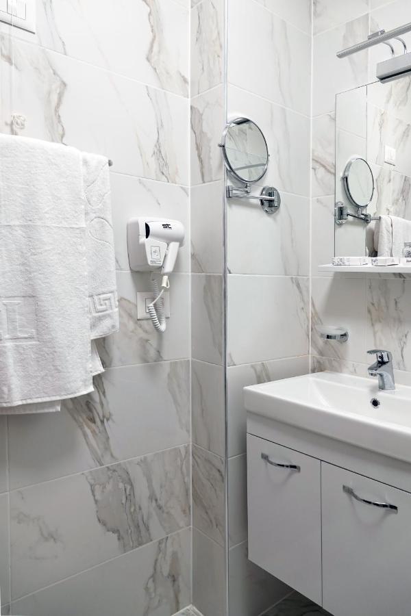 Dishli Hotel & Spa Струга Экстерьер фото